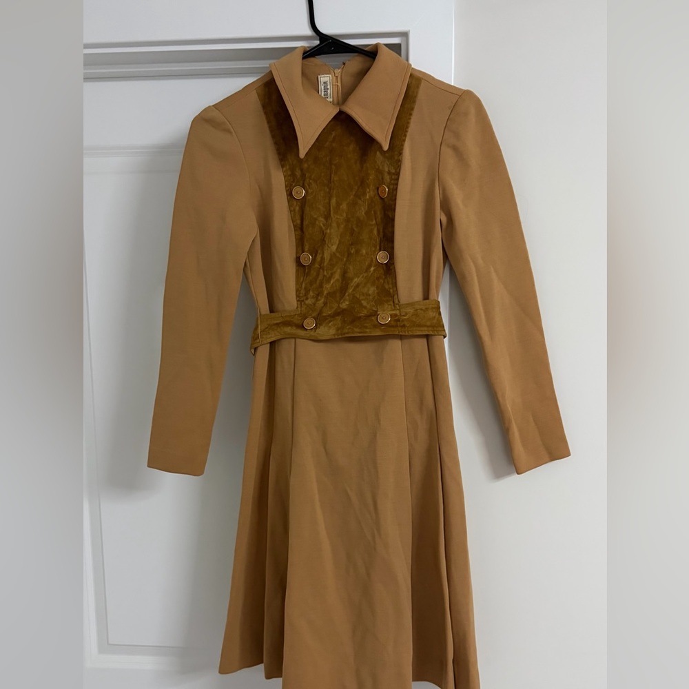 Vintage Tan Long Sleeve Dress